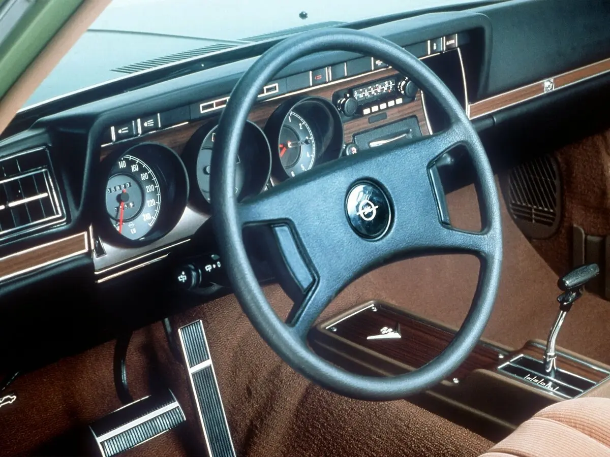 Opel Diplomat B Седан — сүрөт 7