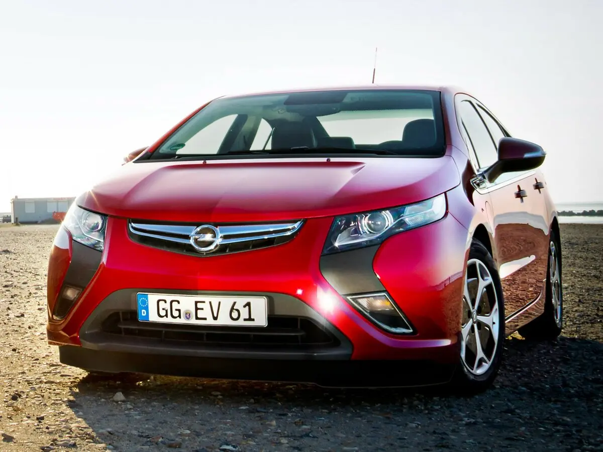 Opel Ampera I Хэтчбек 5 дв. — фото 3
