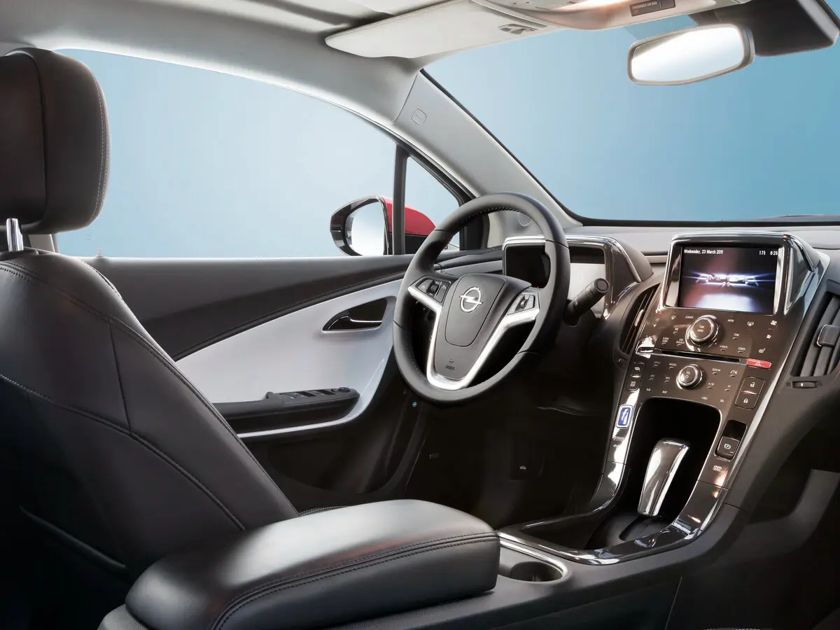 Opel Ampera I Хэтчбек 5 дв. — фото 7