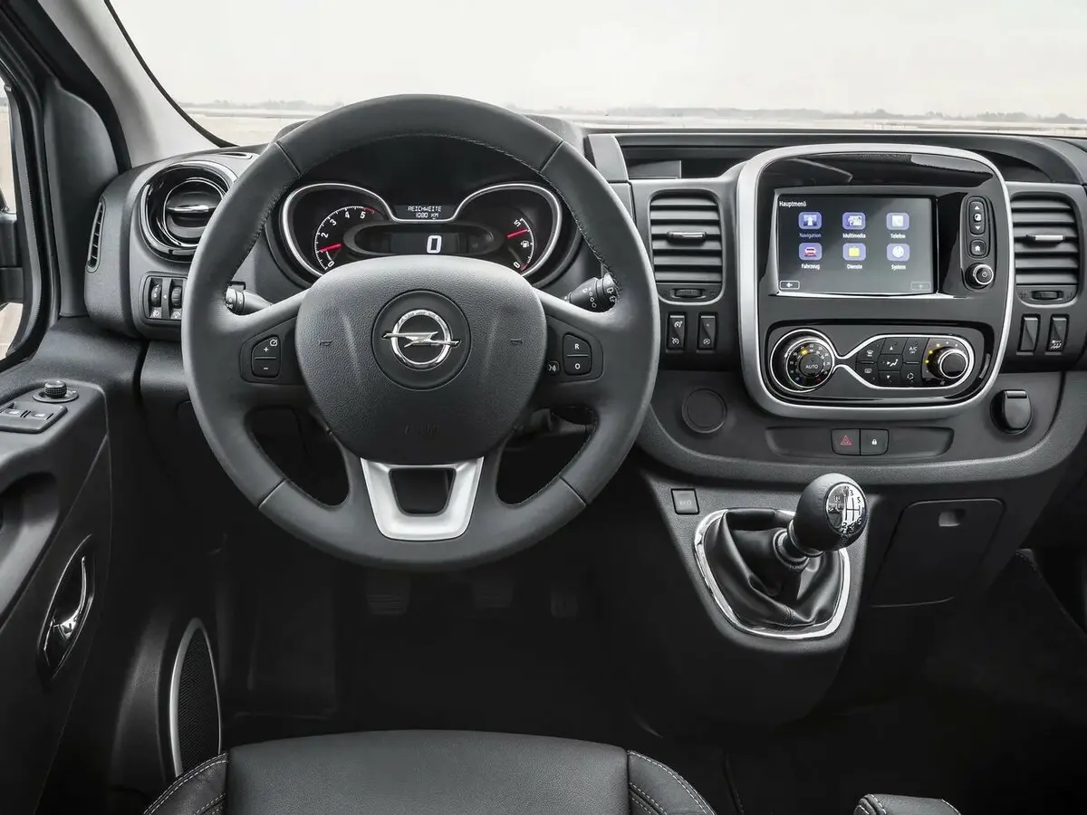 Opel Vivaro B Минивэн — photo 3