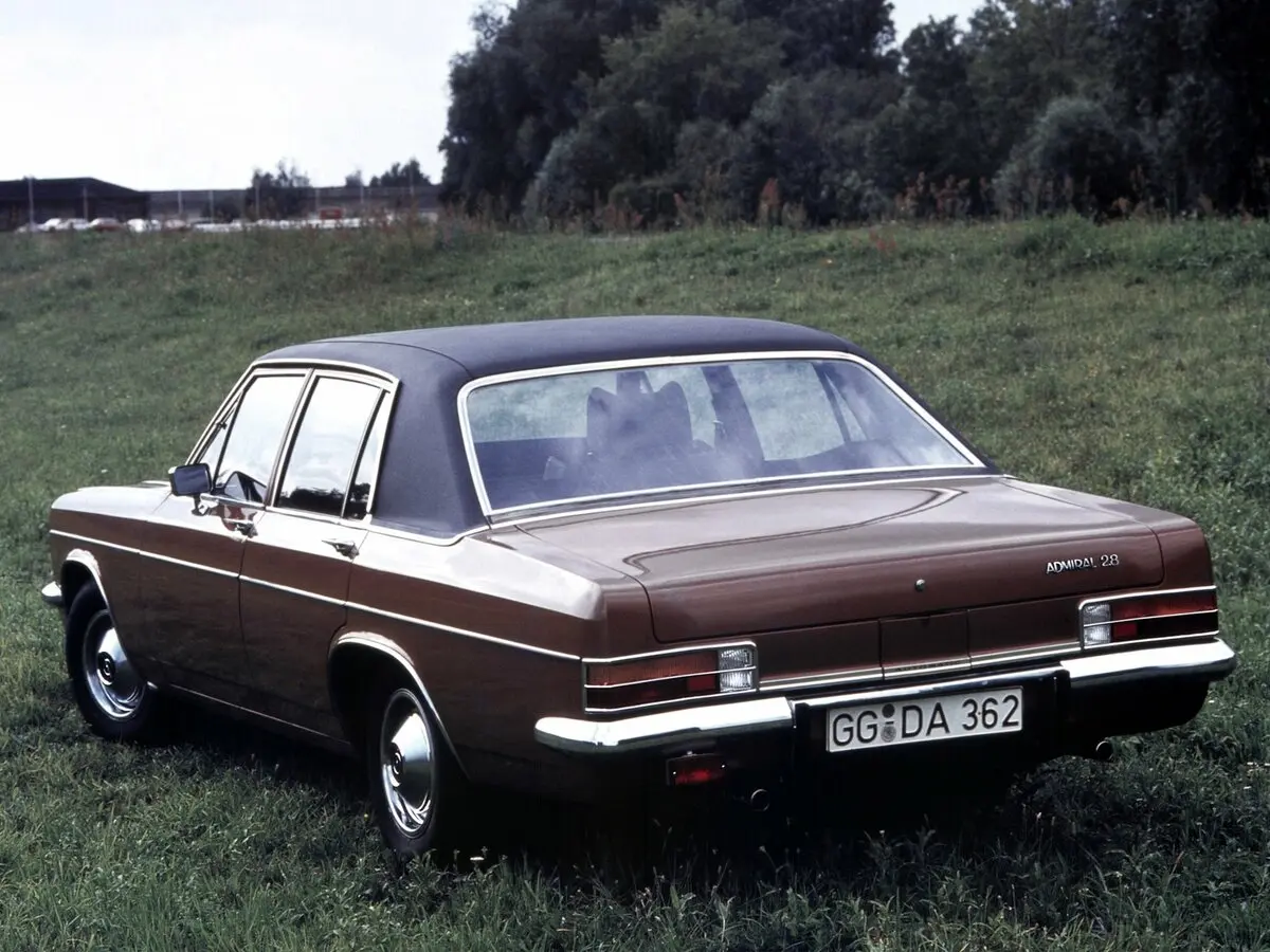Opel Admiral B Седан — фото 4