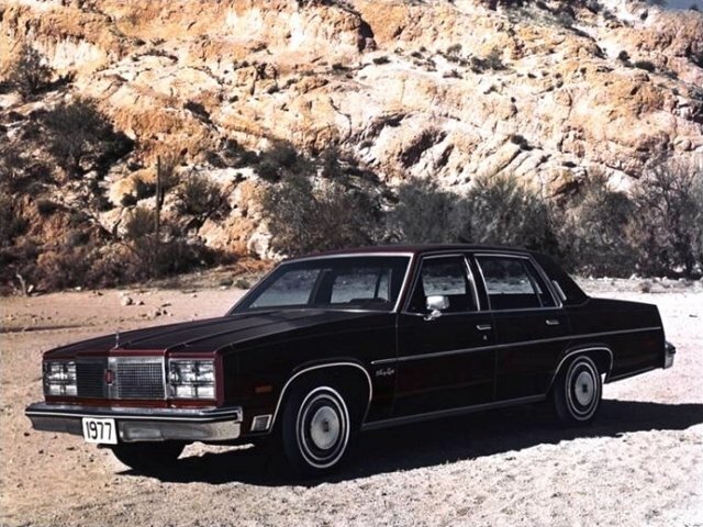 Oldsmobile Ninety-Eight IX Седан