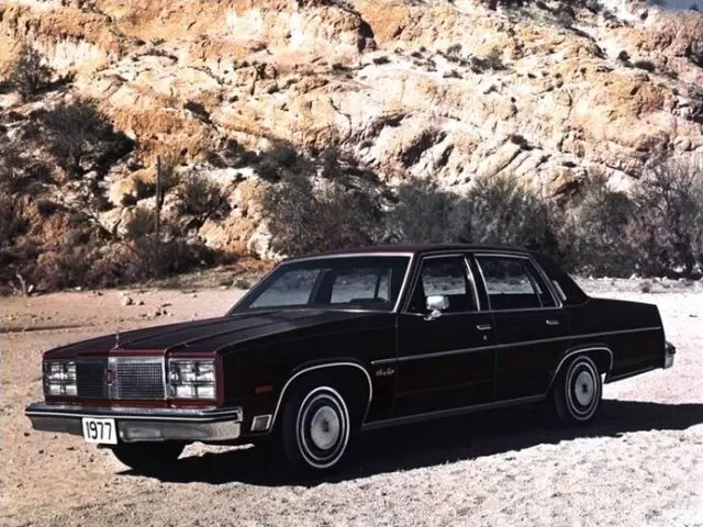 Oldsmobile Ninety-Eight IX Седан