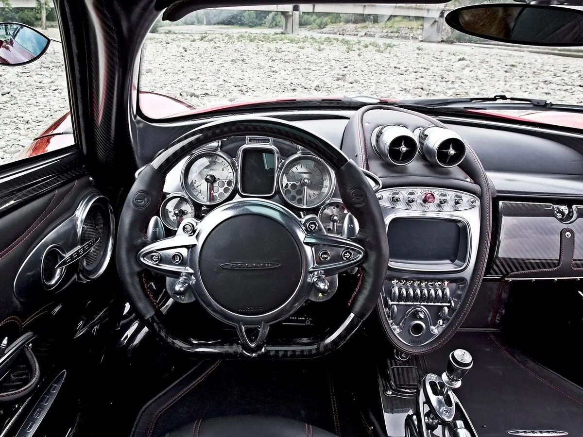 Pagani Huayra 2012 – н.в. Купе — сүрөт 6