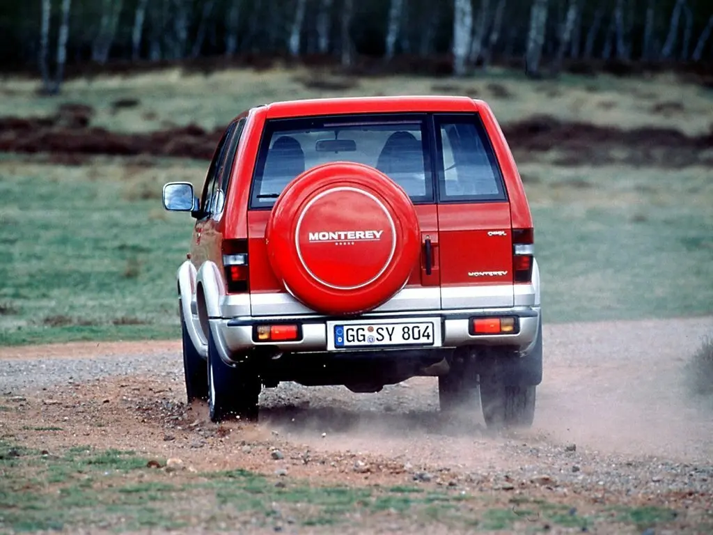 Opel Monterey A рестайлинг Внедорожник 3 дв. — фото 4