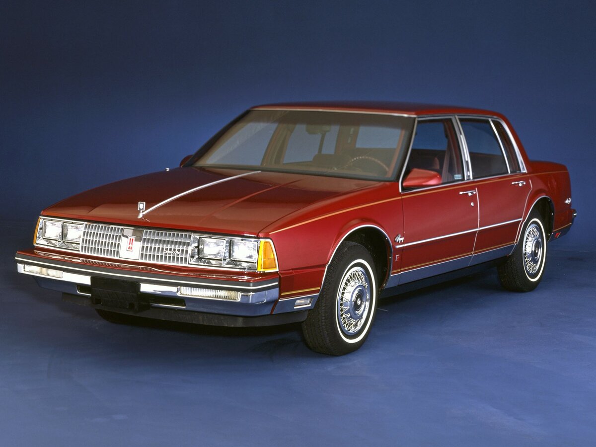 Oldsmobile Ninety-Eight X Седан