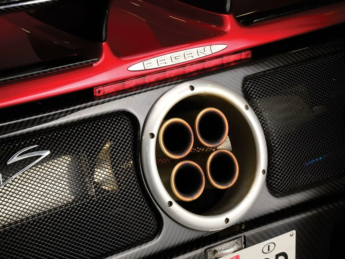 Pagani Zonda 1999 – 2013 Родстер — photo 11