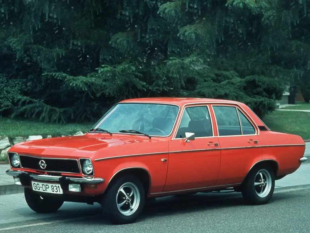 Opel Ascona A Седан