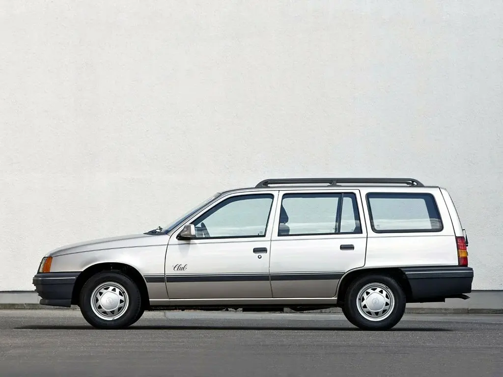 Opel Kadett E Рестайлинг Универсал 5 дв. — фото 2