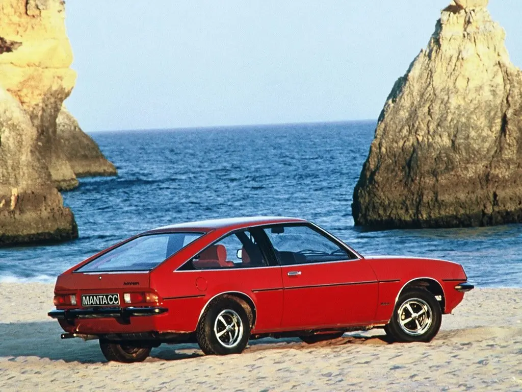 Opel Manta B Хэтчбек 3 дв. — сүрөт 4