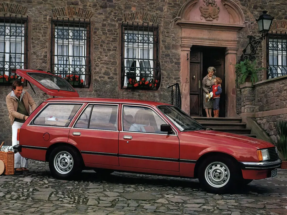 Opel Rekord E Универсал 5 дв. — сүрөт 2