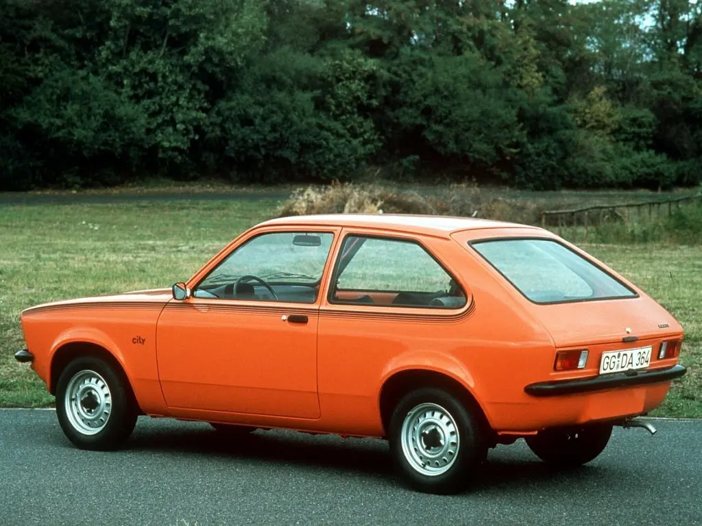 Opel Kadett C Хэтчбек 3 дв. — фото 3