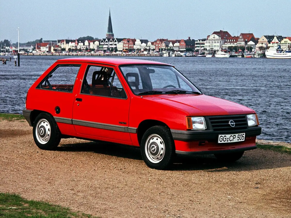 Opel Corsa A Хэтчбек 3 дв.