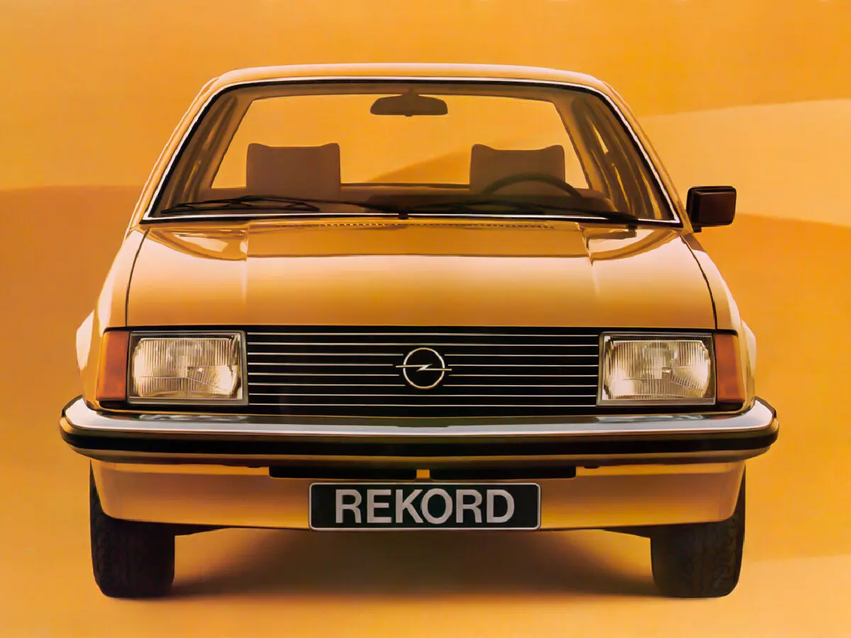 Opel Rekord E Седан — сүрөт 3