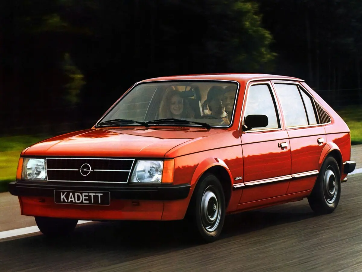 Opel Kadett D Хэтчбек 5 дв. — фото 4