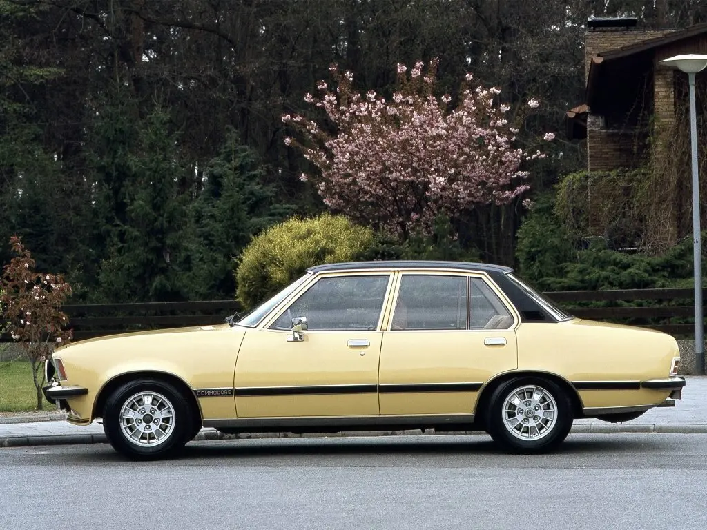 Opel Commodore B Седан — сүрөт 2
