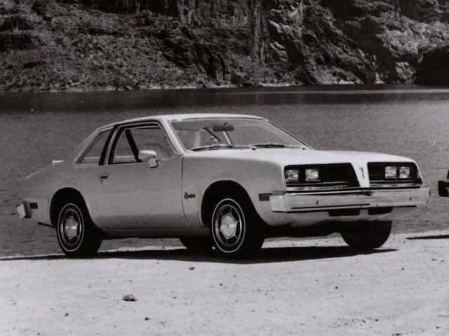 Pontiac Sunbird I Купе