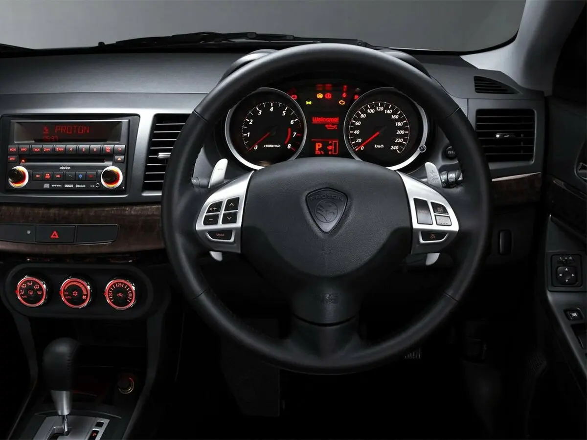 Proton Inspira 2010 – 2015 Седан — сүрөт 8