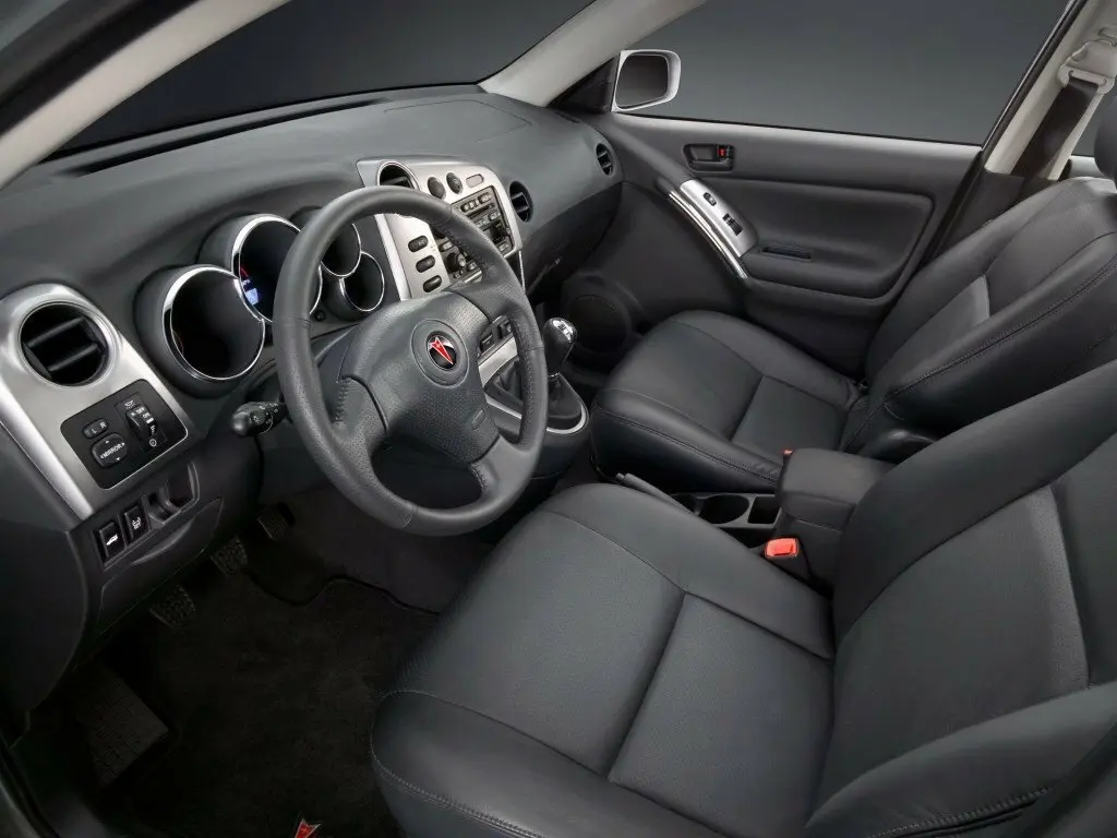 Pontiac Vibe I Рестайлинг Хэтчбек 5 дв. — сүрөт 6