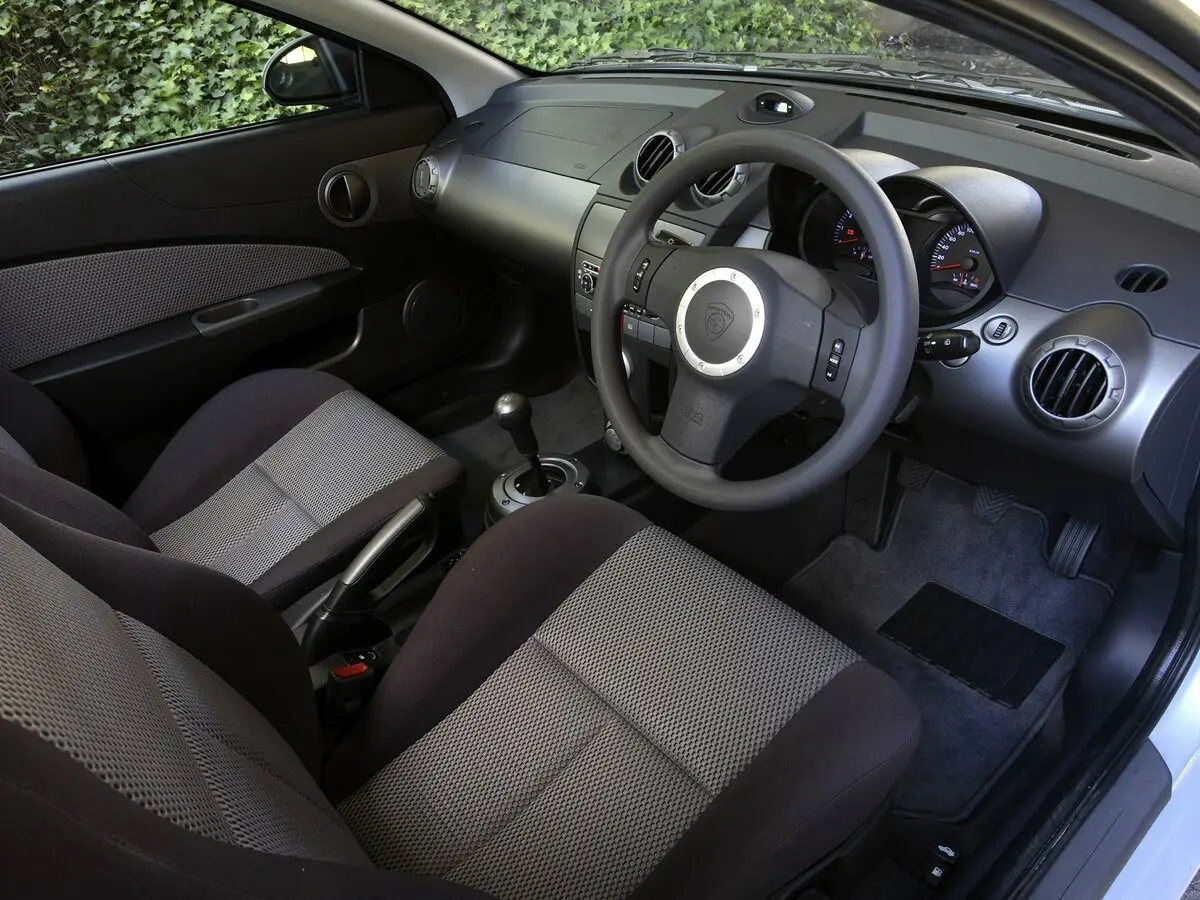 Proton Satria II Хэтчбек 3 дв. — сүрөт 7