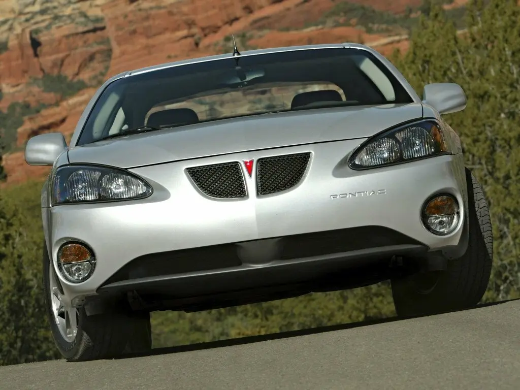 Pontiac Grand Prix VII Седан — сүрөт 3