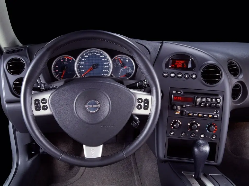 Pontiac Grand Prix VII Седан — сүрөт 5
