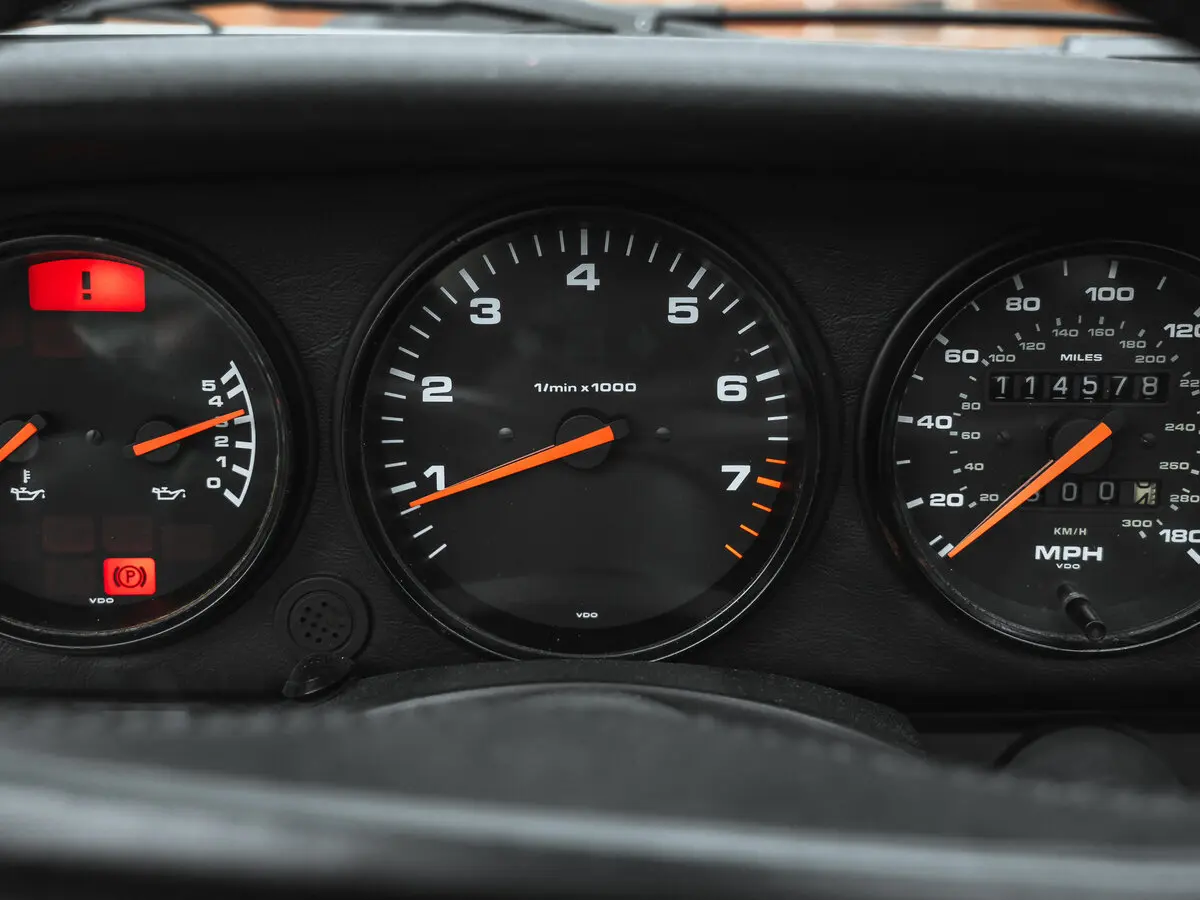 Porsche 911 III (964) Тарга — сүрөт 7