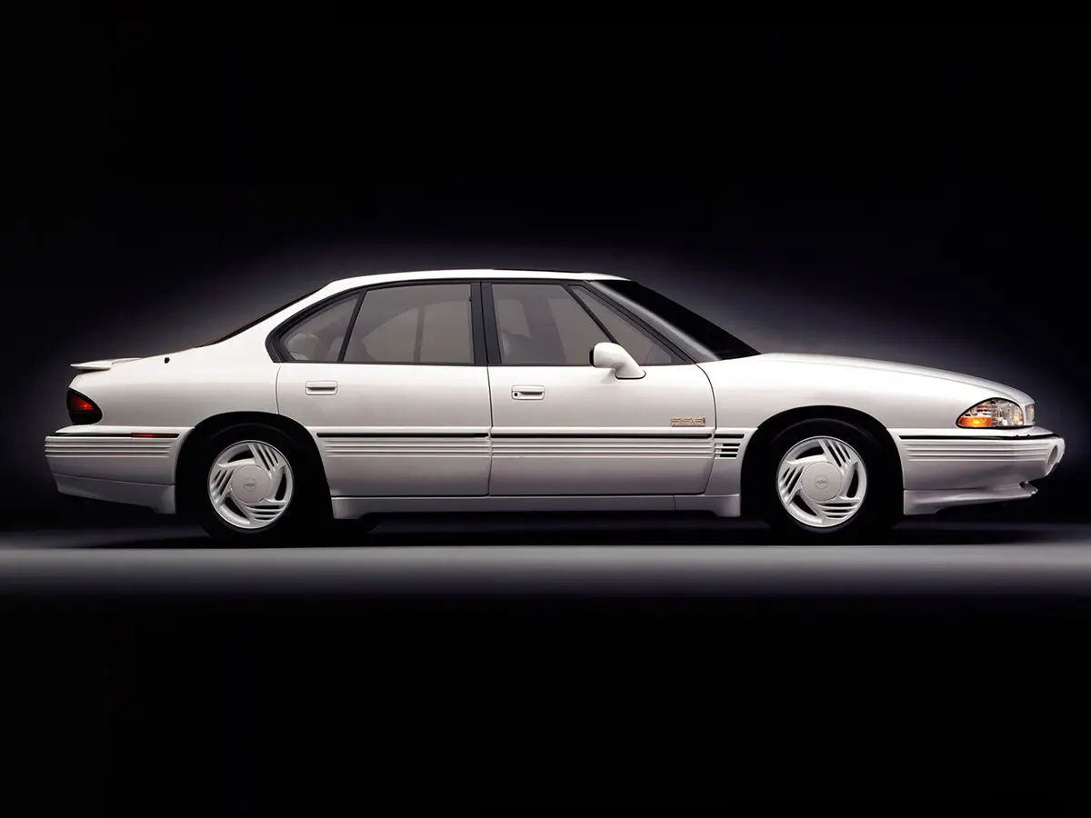 Pontiac Bonneville IX Седан — сүрөт 2