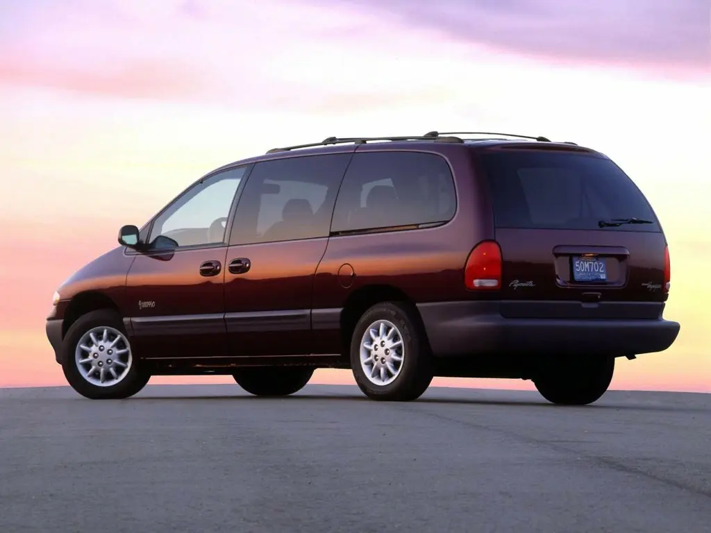 Plymouth Voyager III Минивэн Grand — 照片 3