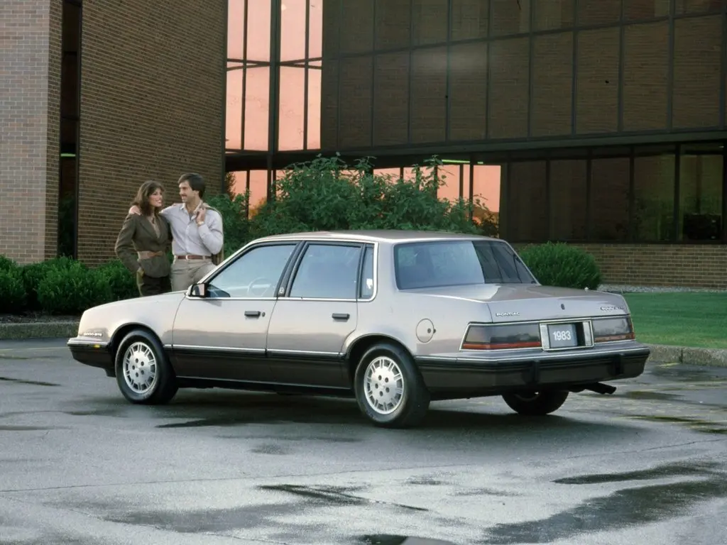 Pontiac 6000 1982 – 1991 Седан — сүрөт 3