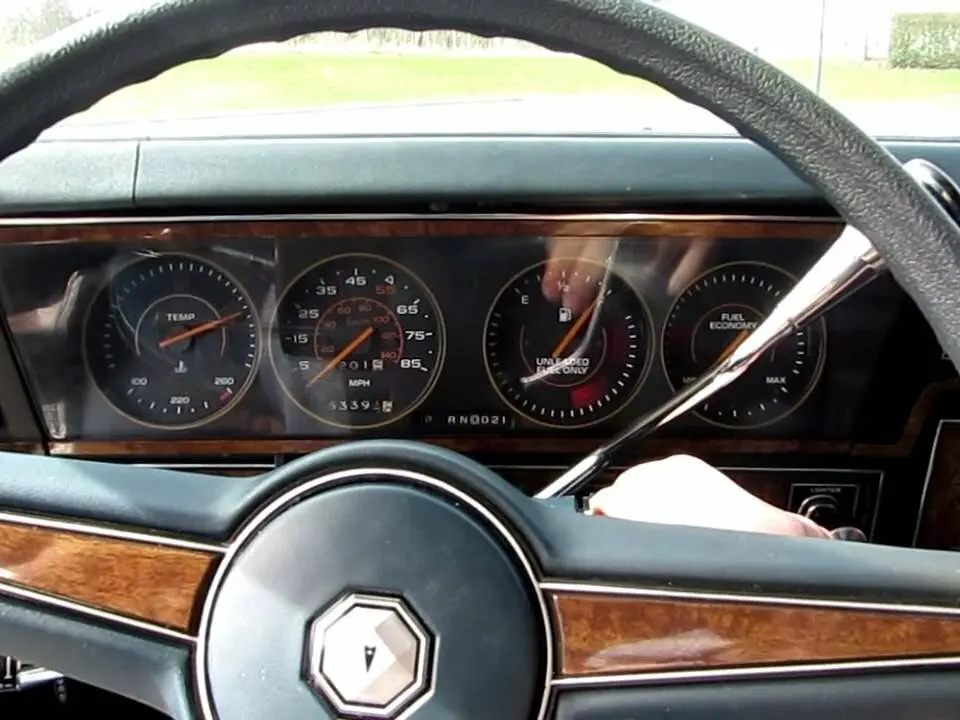 Pontiac Parisienne 1971 – 1986 Седан — сүрөт 3