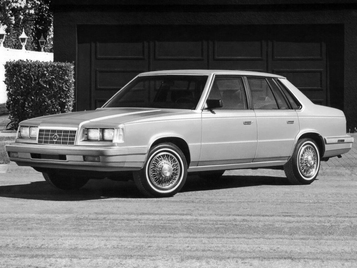 Plymouth Caravelle 1983 – 1988 Седан — фото 3