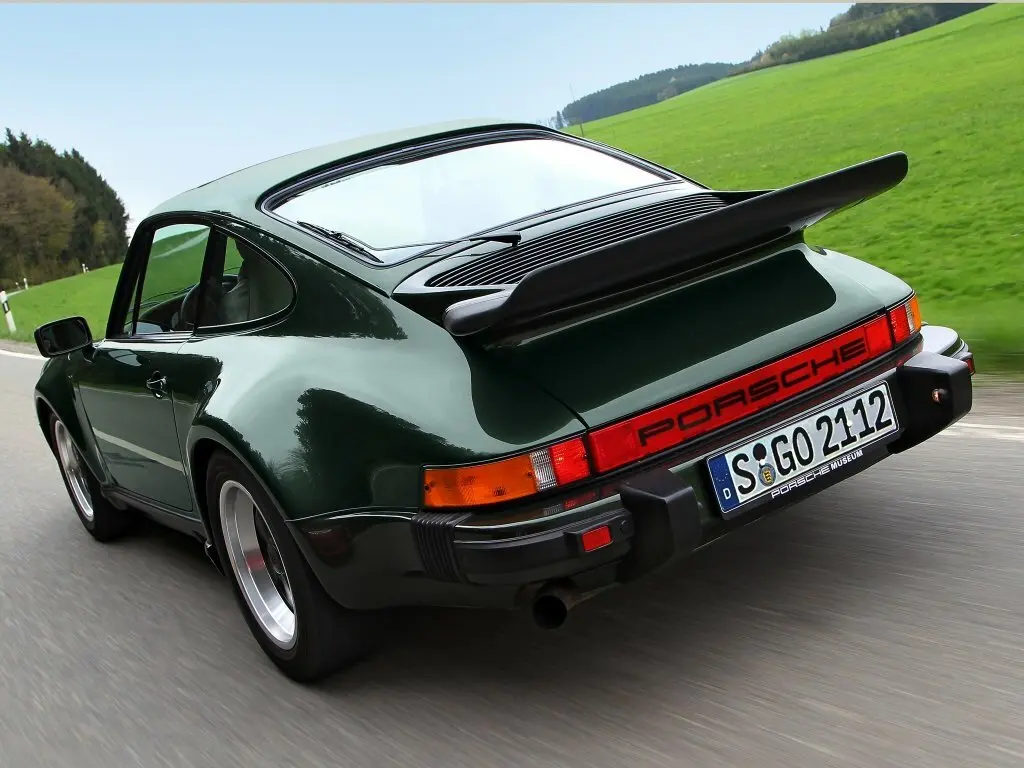 Porsche 911 II (911, 930) Купе — photo 3