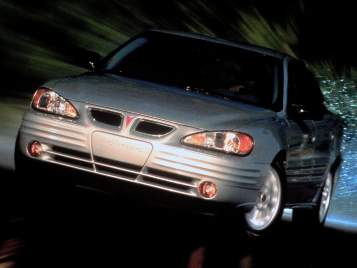 Pontiac Grand AM V Седан — фото 2