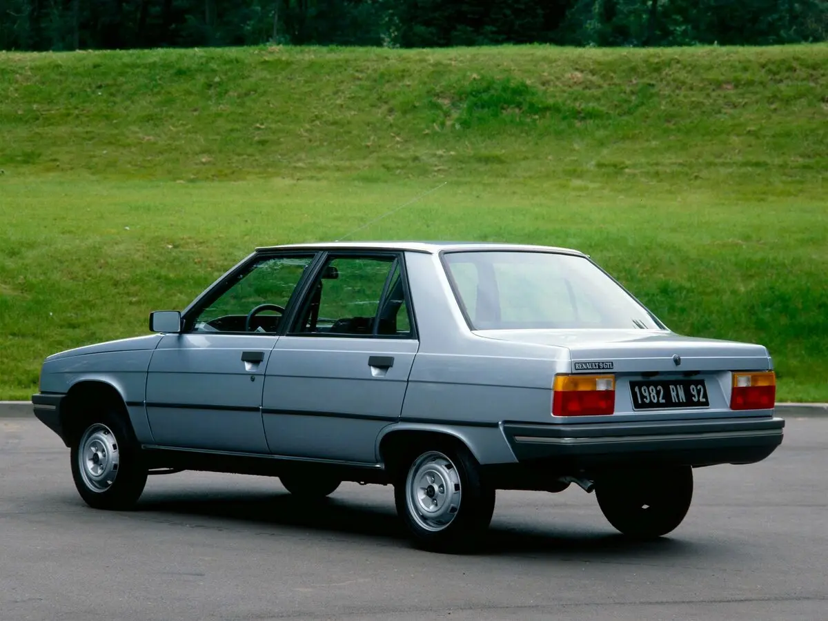 Renault 9 I Седан — сүрөт 3