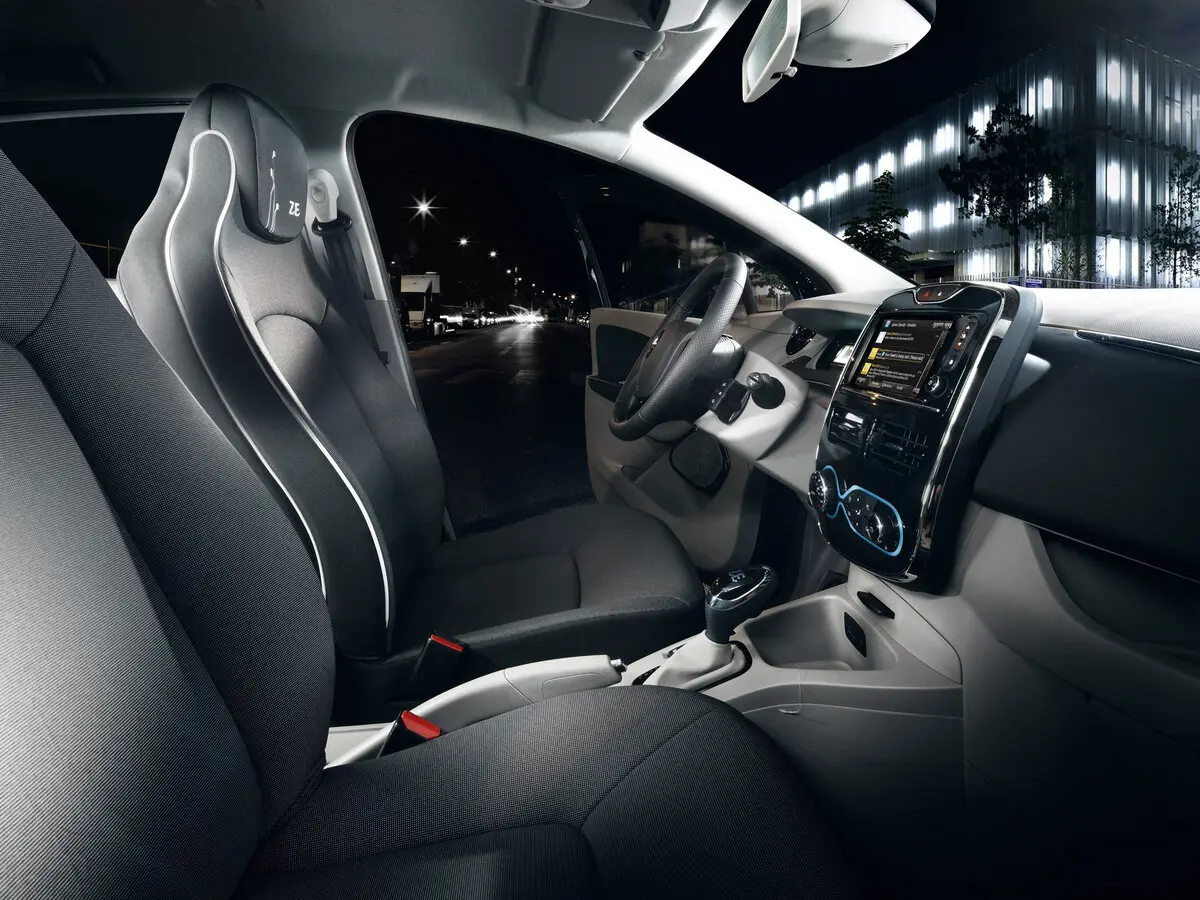 Renault ZOE I Хэтчбек 5 дв. — 照片 8