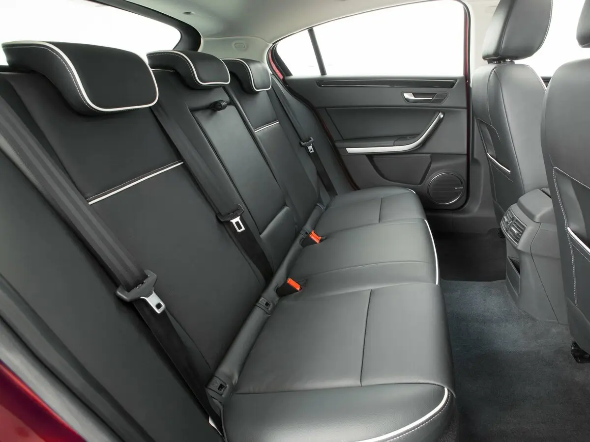 Qoros 3 2014 – 2022 Хэтчбек 5 дв. — сүрөт 8