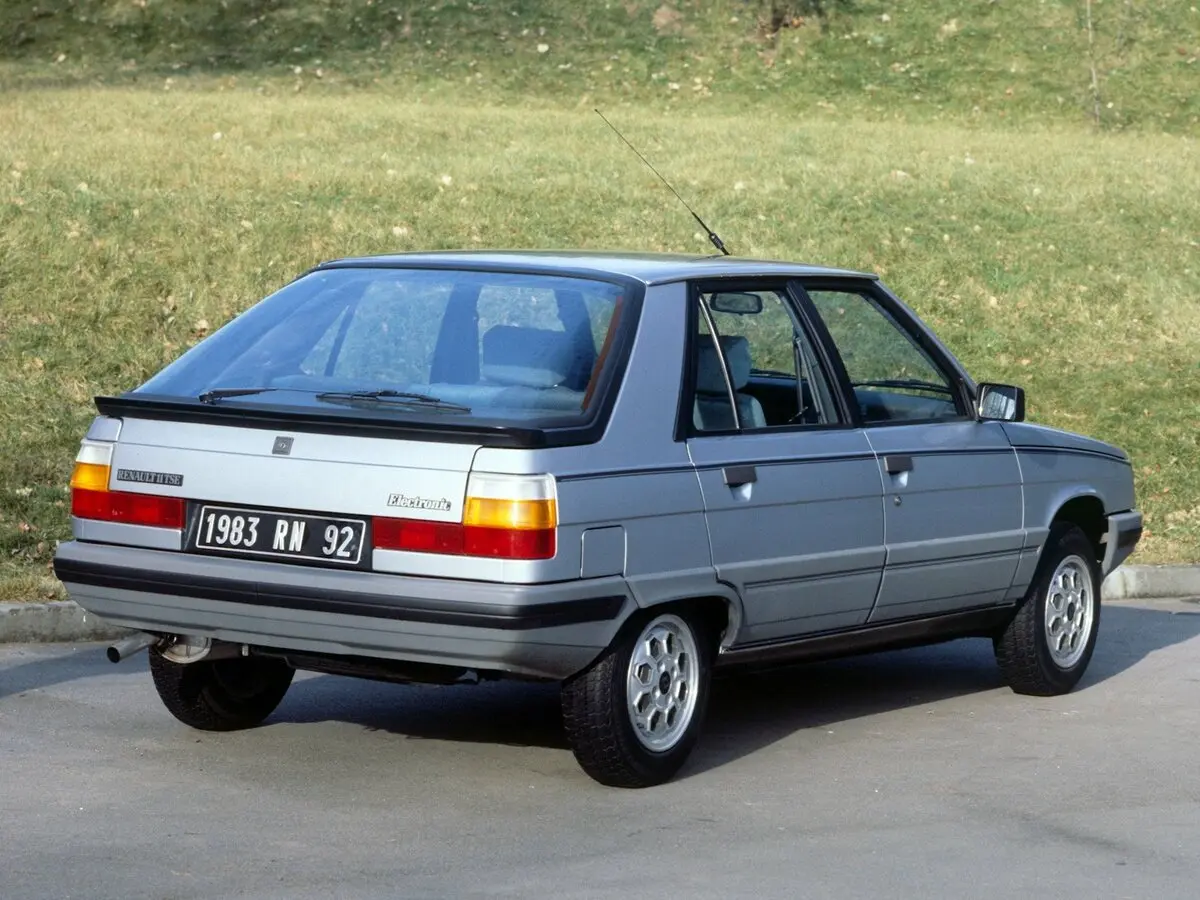 Renault 11 1983 – 1989 Хэтчбек 5 дв. — сүрөт 3