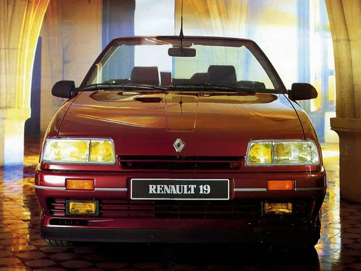 Renault 19 I Кабриолет — сүрөт 3