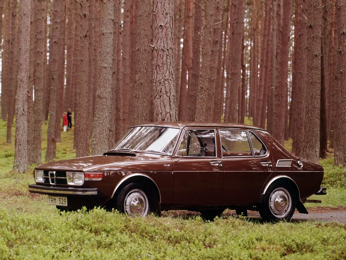 Saab 99 1967 – 1984 Седан