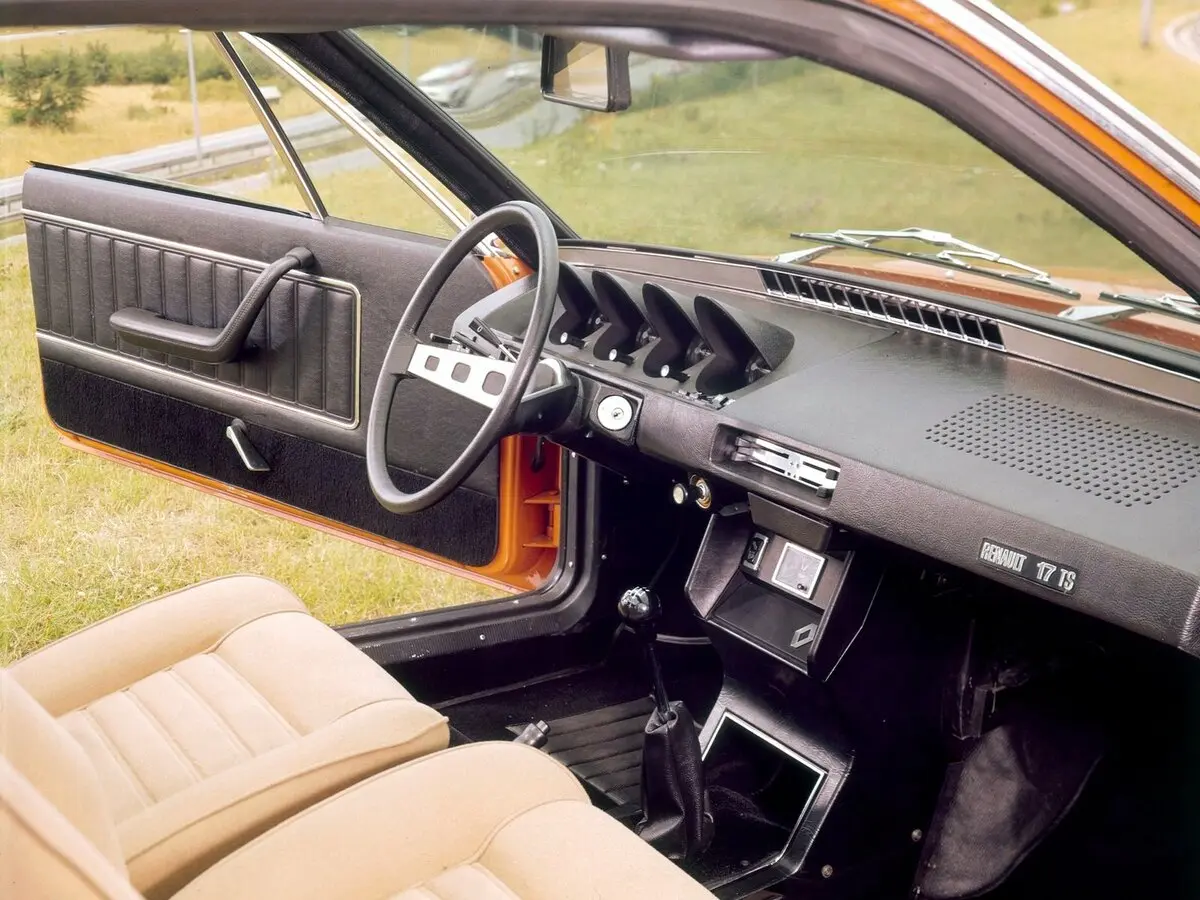 Renault 17 1972 – 1980 Хэтчбек 3 дв. — photo 5