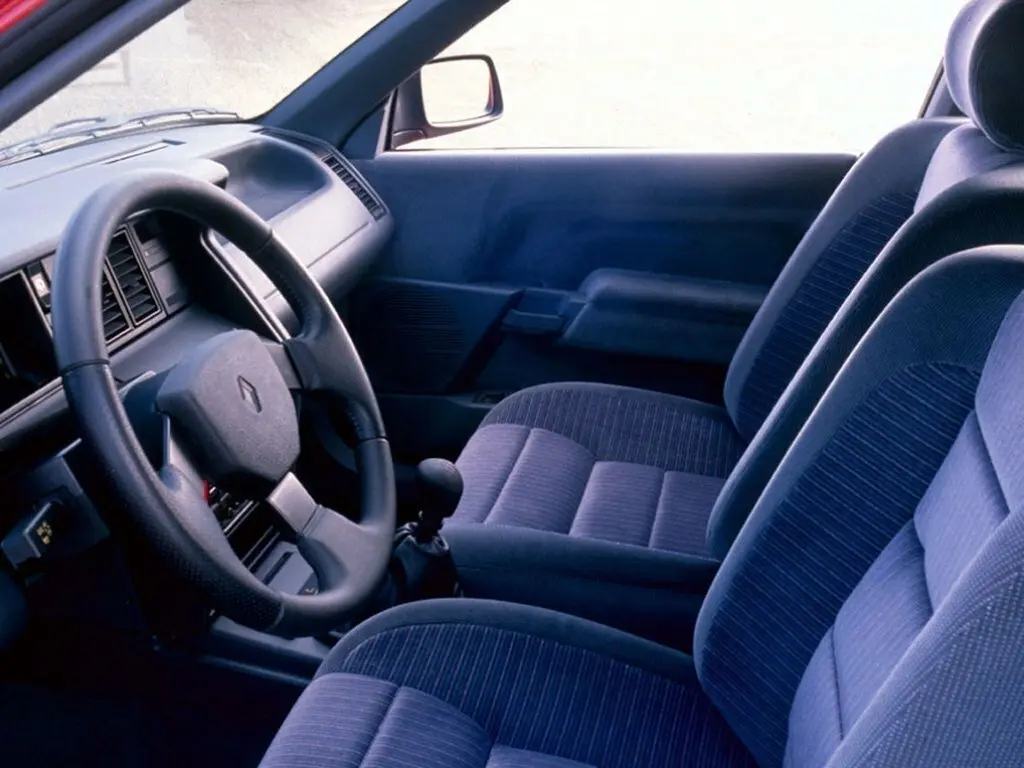 Renault 21 1986 – 1995 Хэтчбек 5 дв. — сүрөт 4