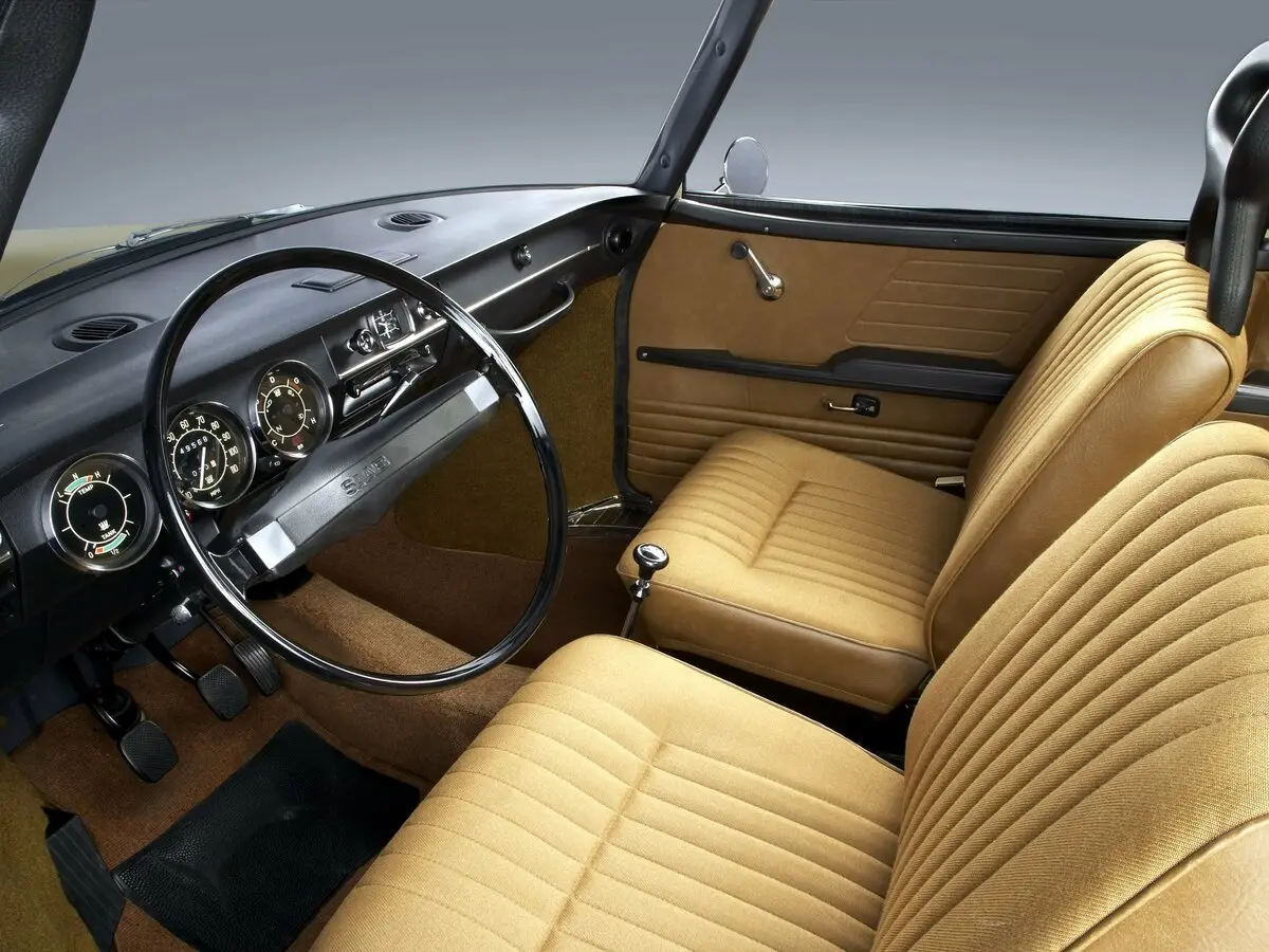 Saab 99 1967 – 1984 Хэтчбек 3 дв. — photo 5