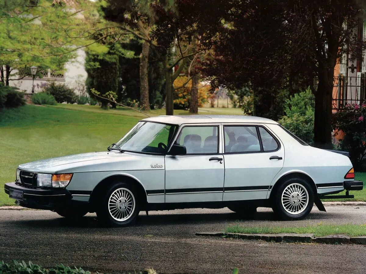 Saab 900 I Седан — сүрөт 2