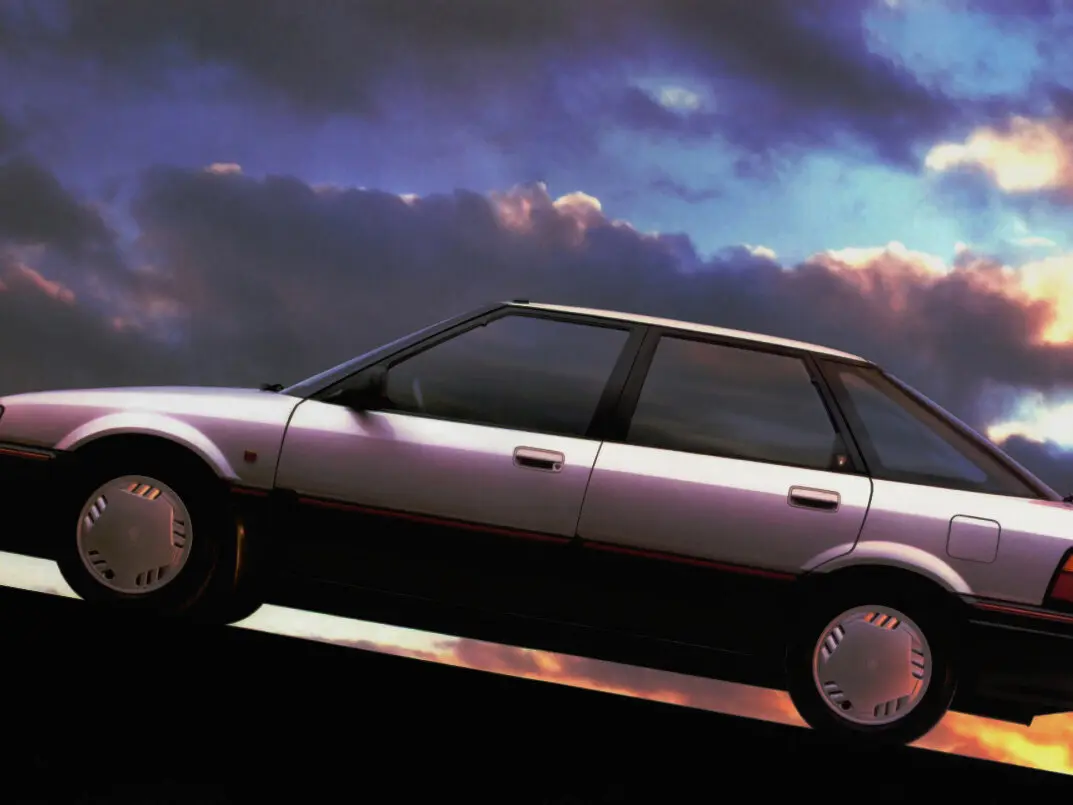 Rover 200 II (R8) Хэтчбек 5 дв. — photo 2