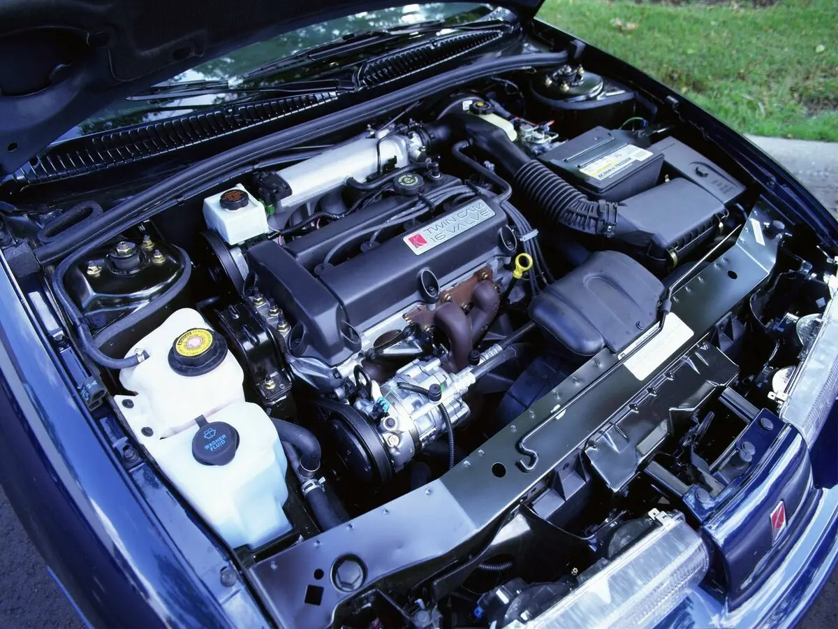 Saturn SC II Купе — 照片 6