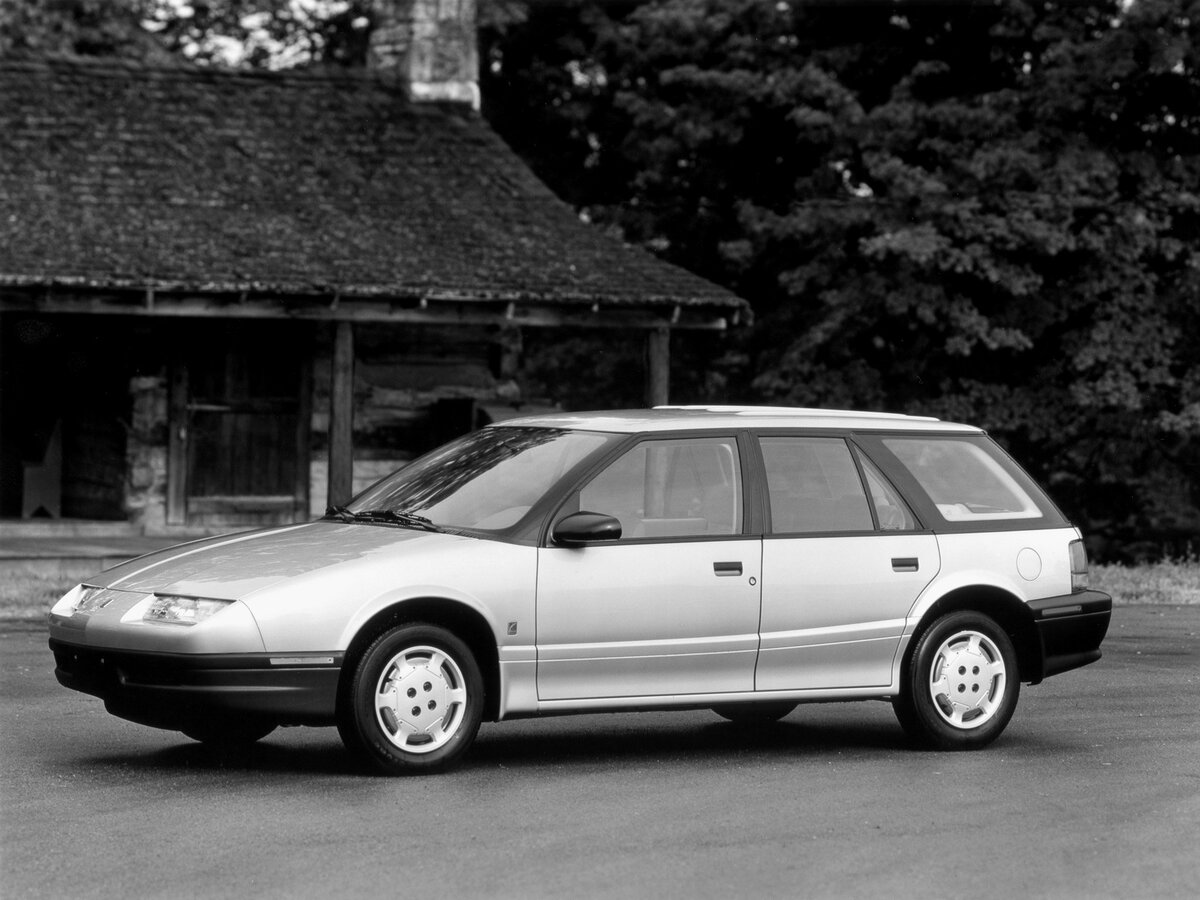 Saturn SW I Универсал 5 дв.