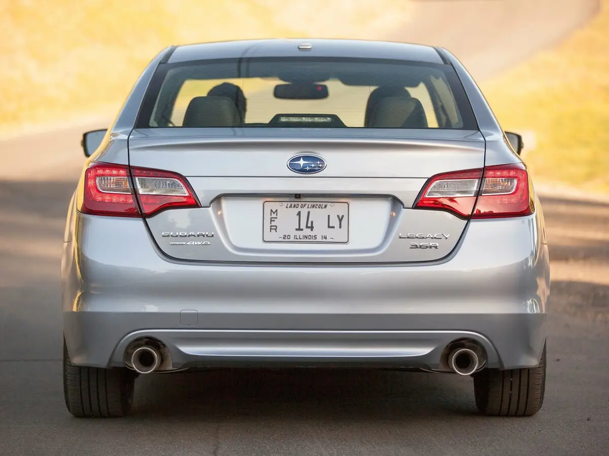Subaru Legacy VI Седан — фото 4
