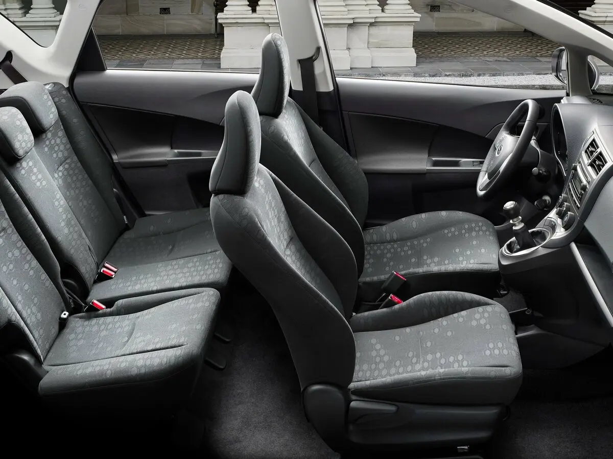 Subaru Trezia 2010 – 2016 Хэтчбек 5 дв. — сүрөт 9