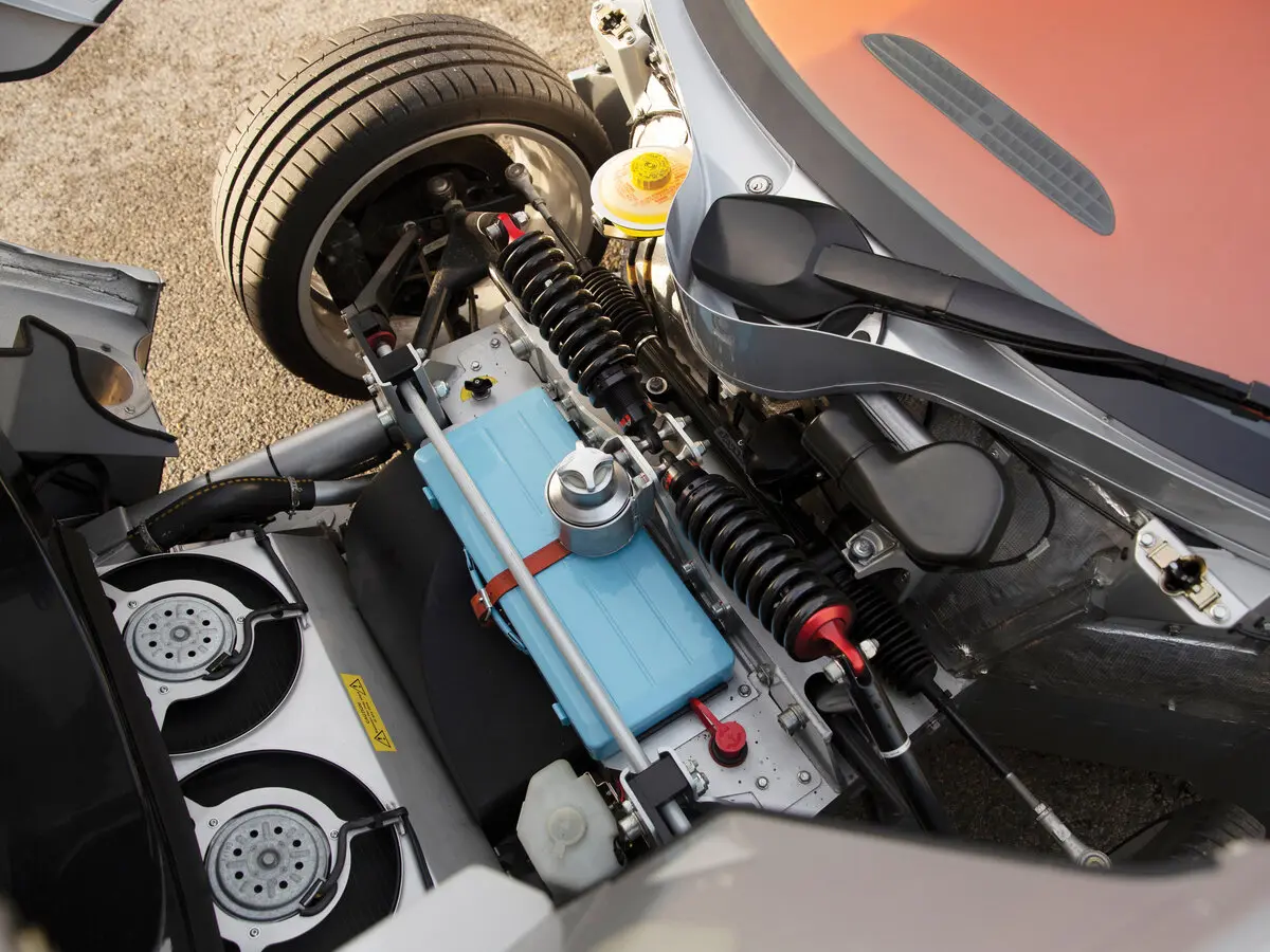 Spyker C8 I Купе — сүрөт 15